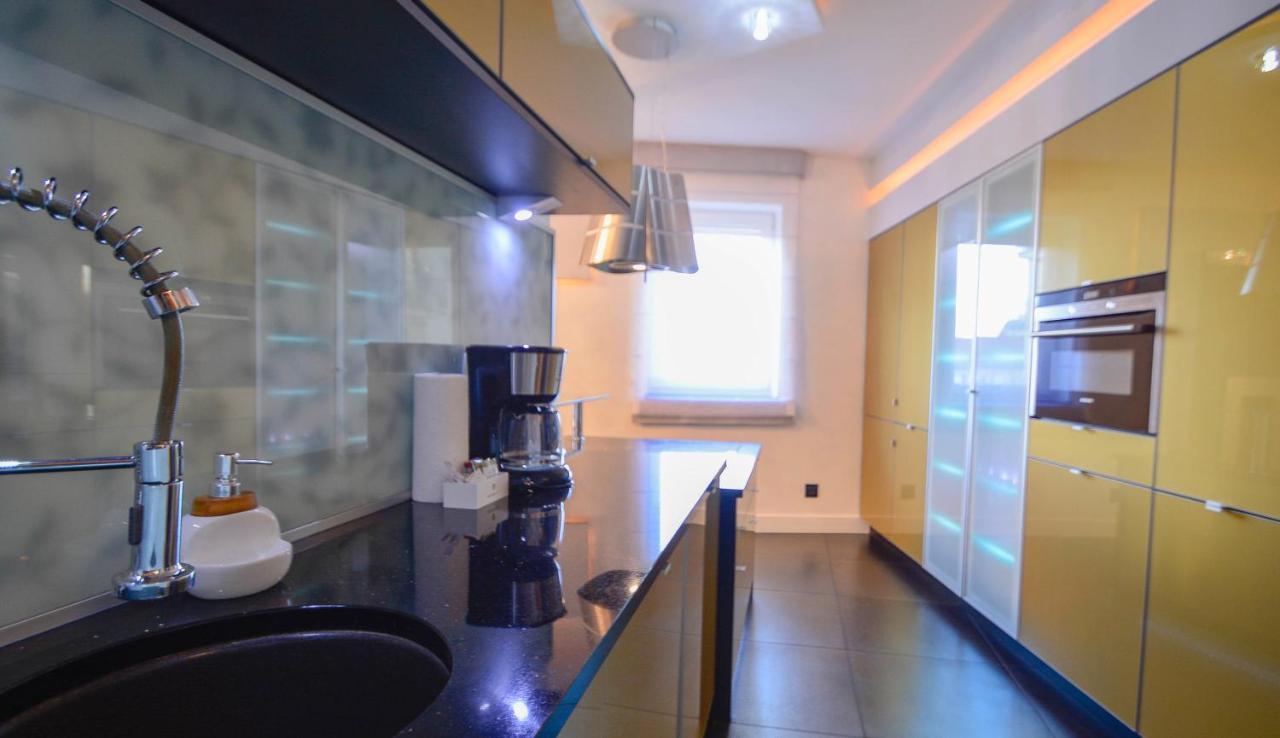 Apartamenty Bryza - Chelmonskiego - Parking - Centrum Świnoujście Exterior foto